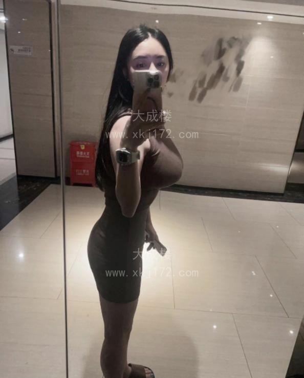 性感F奶少妇