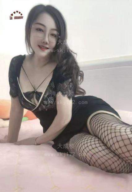 龙岗大奶少妇